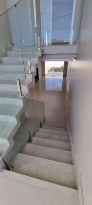 Casa de Condomínio Duplex Para Vender com 3 quartos, sendo 3 suítes no bairro Matapoã em Aracaju