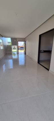 Casa de Condomínio Duplex Para Vender com 3 quartos, sendo 3 suítes no bairro Matapoã em Aracaju