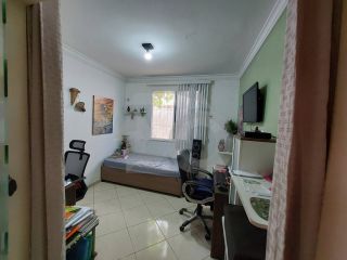 Casa à Venda com 3 Quartos, Sendo1 Suíte no Bairro Coroa do Meio, Aracaju/SE