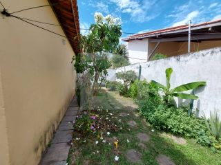Casa à Venda com 3 Quartos, Sendo1 Suíte no Bairro Coroa do Meio, Aracaju/SE