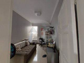Casa Duplex com 5 Quartos, Suíte com Closet e Excelente Localização