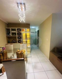 Apartamento à Venda com 2 Quartos no Bairro Marivan em Aracaju/SE