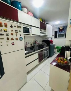 Apartamento à Venda com 2 Quartos no Bairro Marivan em Aracaju/SE