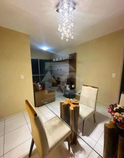 Apartamento à Venda com 2 Quartos no Bairro Marivan em Aracaju/SE