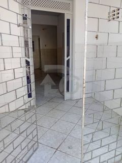 Casa Duplex à Venda com 3 Quartos (1 Suíte) no Bairro Industrial em Aracaju/SE