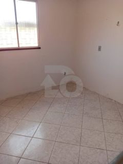 Casa Duplex à Venda com 3 Quartos (1 Suíte) no Bairro Industrial em Aracaju/SE