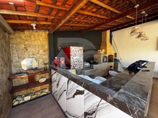 Casa à Venda com 4 Quartos, Sendo 2 Suítes no Bairro Mosqueiro em Aracaju