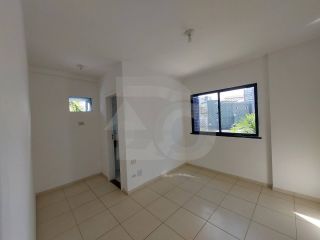 Apartamento à Venda com 3 Quartos (1 Suíte) no Bairro Farolândia, Aracaju/SE