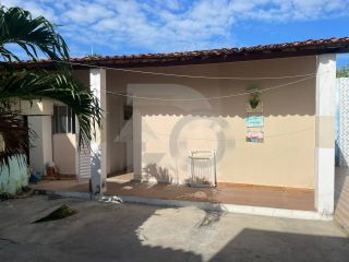 Excelente Casa à Venda na Barra dos Coqueiros, Próxima à Praia da Costa