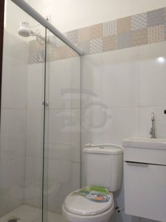 Casa com 3 Quartos, Piscina e Ampla Área Verde