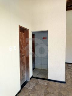 Casa com 3 Quartos, Piscina e Ampla Área Verde