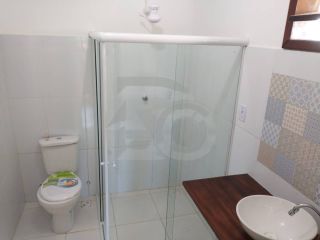 Casa com 3 Quartos, Piscina e Ampla Área Verde