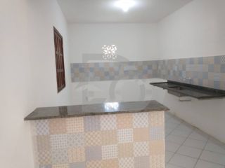 Casa com 3 Quartos, Piscina e Ampla Área Verde