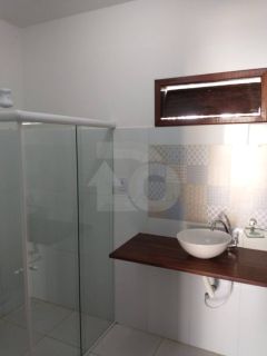 Casa com 3 Quartos, Piscina e Ampla Área Verde