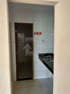 Casa com 3 Quartos, Piscina e Ampla Área Verde