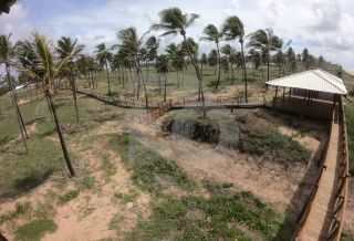 Lote / Terreno de Condomínio Para Vender no bairro Olhos d`Água em Barra Dos Coqueiros