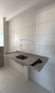 Apartamento Para Vender com 3 quartos 1 suíte no bairro Farolândia em Aracaju