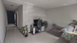 Casa Para Vender com 3 quartos 1 suíte no bairro Aruana em Aracaju