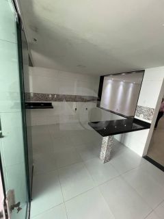 Casa Para Vender com 5 quartos 2 suítes no bairro Santo Antônio em Aracaju