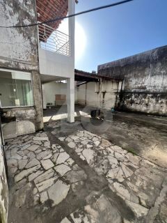 Casa Para Vender com 5 quartos 2 suítes no bairro Santo Antônio em Aracaju