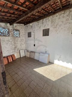 Casa Para Vender com 5 quartos 2 suítes no bairro Santo Antônio em Aracaju