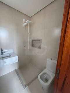 Casa de Condomínio Para Vender com 3 quartos 1 suíte no bairro Olhos d`Água em Barra Dos Coqueiros