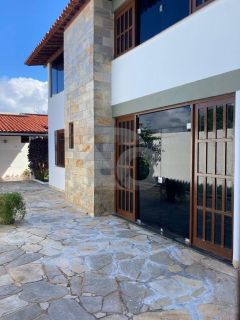 Casa Para Vender com 5 quartos 2 suítes no bairro Atalaia em Aracaju