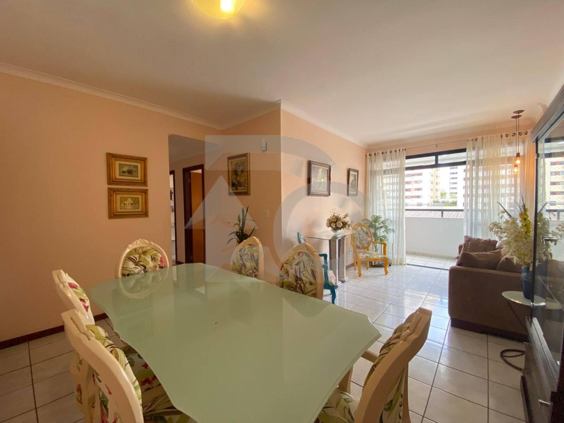 Apartamento Para Vender com 3 quartos 1 suíte no bairro Luzia em Aracaju