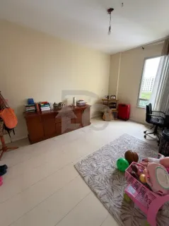 Apartamento Para Vender com 4 quartos 1 suíte no bairro São José em Aracaju