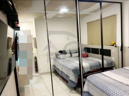 Apartamento Para Vender com 3 quartos 1 suíte no bairro Farolândia em Aracaju