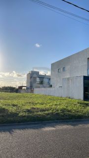 Lote / Terreno de Condomínio Para Vender no bairro Alphaville em Barra Dos Coqueiros