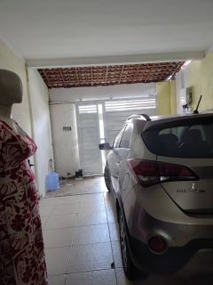 Casa Para Vender com 4 quartos 2 suítes no bairro São Conrado em Aracaju