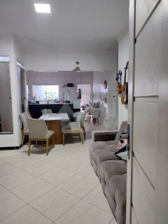 Casa Para Vender com 4 quartos 2 suítes no bairro São Conrado em Aracaju