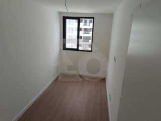 Apartamento Para Vender com 2 quartos 1 suíte no bairro Luzia em Aracaju