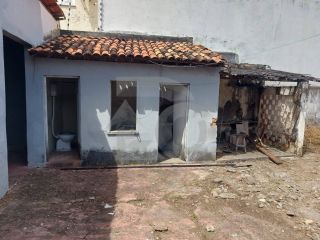 Casa Para Vender com 4 quartos no bairro Cirurgia em Aracaju
