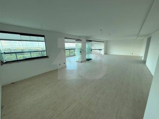 Apartamento Para Vender com 4 quartos 4 suítes no bairro Jardins em Aracaju