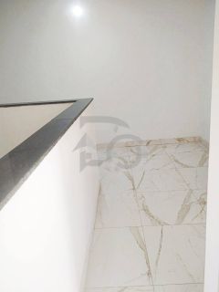 Casa Para Vender com 5 quartos 3 suítes no bairro Luzia em Aracaju