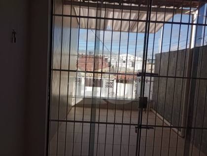 Casa Para Vender com 5 quartos 5 suítes no bairro Jabotiana em Aracaju