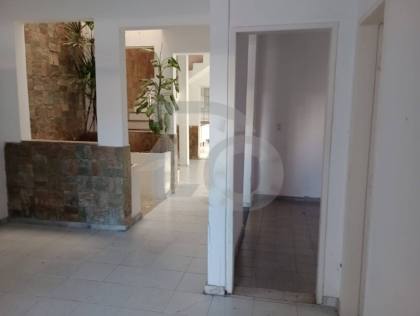 Casa Para Vender com 5 quartos 5 suítes no bairro Jabotiana em Aracaju