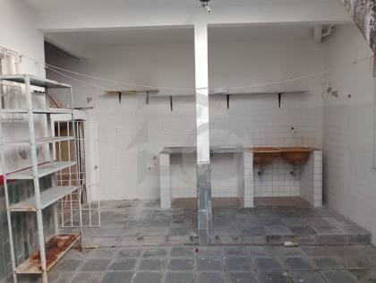 Casa Para Vender com 5 quartos 5 suítes no bairro Jabotiana em Aracaju