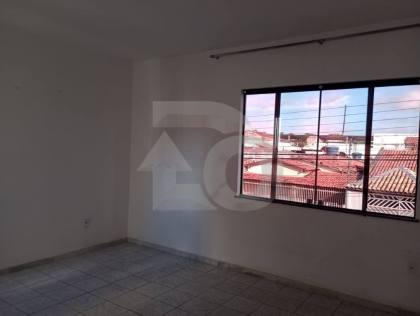 Casa Para Vender com 5 quartos 5 suítes no bairro Jabotiana em Aracaju