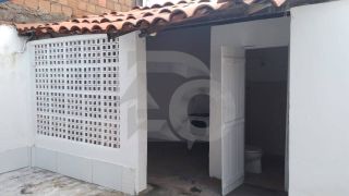 Casa Para Vender com 3 quartos no bairro Aeroporto em Aracaju