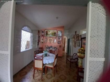 Casa Para Vender com 3 quartos 2 suítes no bairro Suíssa em Aracaju