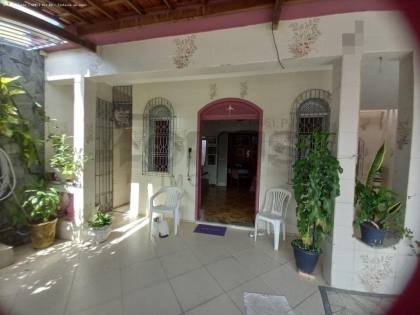 Casa Para Vender com 3 quartos 2 suítes no bairro Suíssa em Aracaju