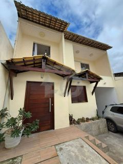 Casa Para Vender com 4 quartos 1 suíte no bairro Jabotiana em Aracaju