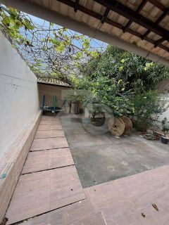 Casa Para Vender com 4 quartos 1 suíte no bairro Jabotiana em Aracaju