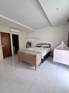 Casa Para Vender com 4 quartos 1 suíte no bairro Coroa do Meio em Aracaju