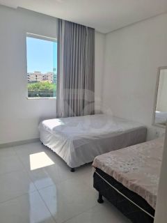 Casa Para Vender com 4 quartos 1 suíte no bairro Coroa do Meio em Aracaju