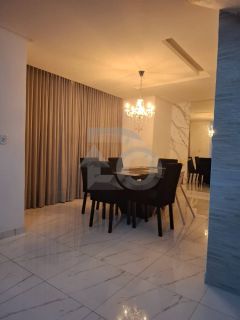 Casa Para Vender com 4 quartos 1 suíte no bairro Coroa do Meio em Aracaju