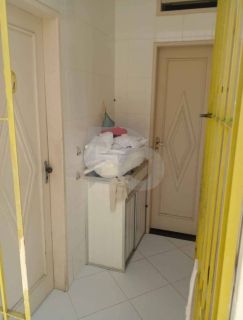 Casa para vender com 4 quartos sendo 3 suítes no Bairro Farolândia em Aracaju.